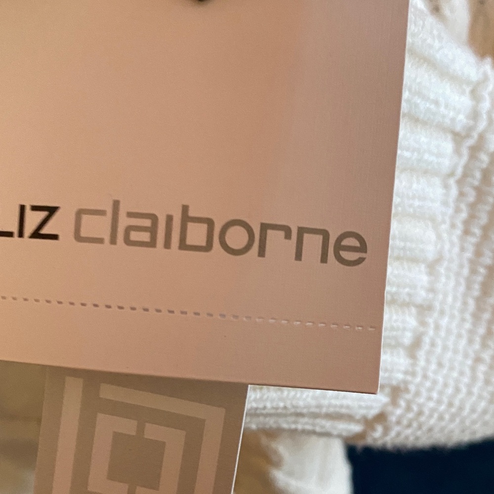 Liz Claiborne XL Red and White Cable Knit Fisherman Sweater - Picture 9 of 13